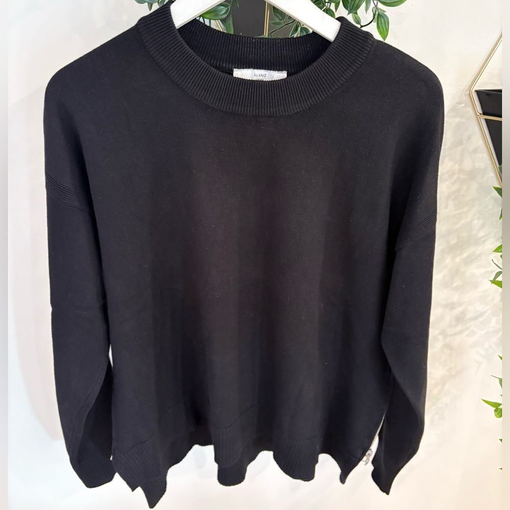 Black Crew Neck Sweater